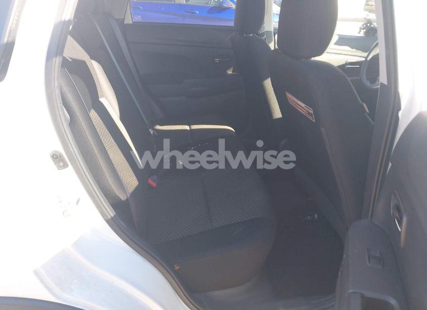 Photo 8 of 2016 Mitsubishi Outlander SPORT 2.0 ES (VIN JA4AP3AU4GZ062942)