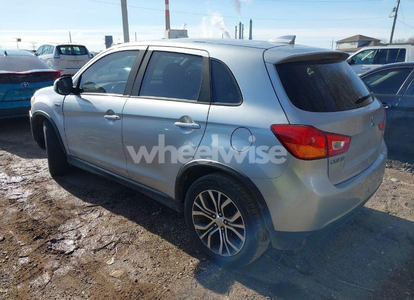 Photo 3 of 2017 Mitsubishi Outlander SPORT 2.0 ES/2.0 LE (VIN JA4AP3AU4HZ021809)