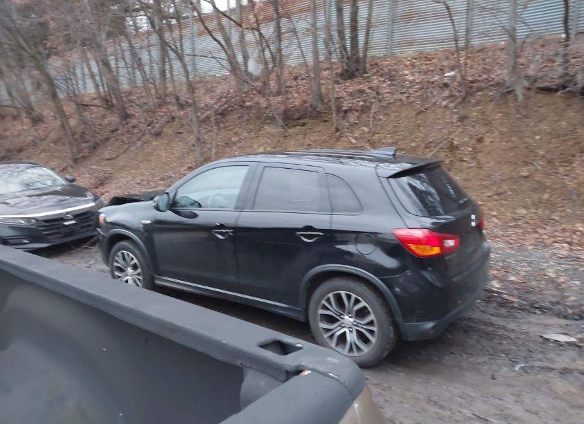 Photo 15 of 2017 Mitsubishi Outlander SPORT 2.0 ES (VIN JA4AP3AU4HZ059069)