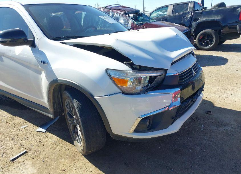 Photo 6 of 2017 Mitsubishi Outlander SPORT 2.0 LE (VIN JA4AP3AU4HZ069813)