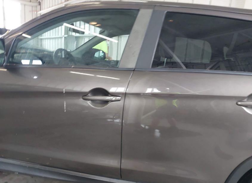 Photo 14 of 2018 Mitsubishi Outlander SPORT 2.0 ES/2.0 LE (VIN JA4AP3AU4JU019612)