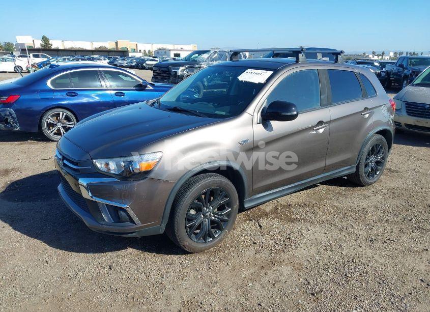 Photo 2 of 2019 Mitsubishi Outlander SPORT 2.0 LE (VIN JA4AP3AU4KU016033)