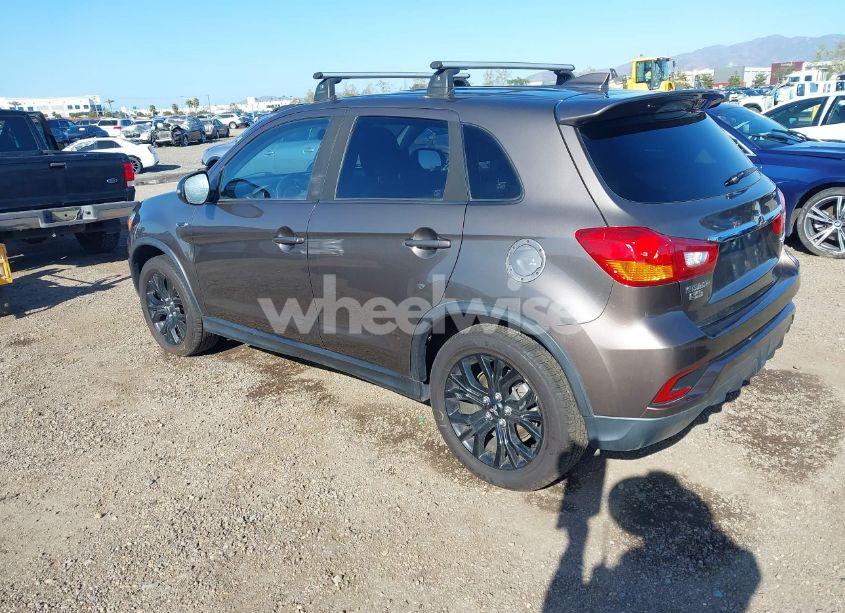 Photo 3 of 2019 Mitsubishi Outlander SPORT 2.0 LE (VIN JA4AP3AU4KU016033)