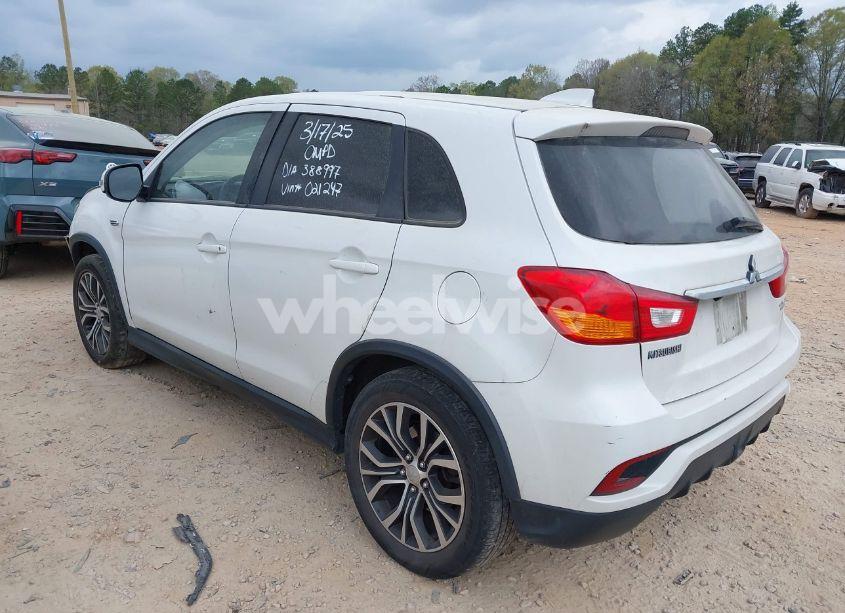 Photo 3 of 2019 Mitsubishi Outlander SPORT 2.0 ES (VIN JA4AP3AU4KU021247)
