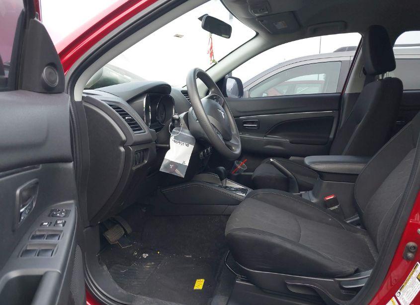 Photo 5 of 2020 Mitsubishi Outlander SPORT 2.0 ES (VIN JA4AP3AU4LU027356)