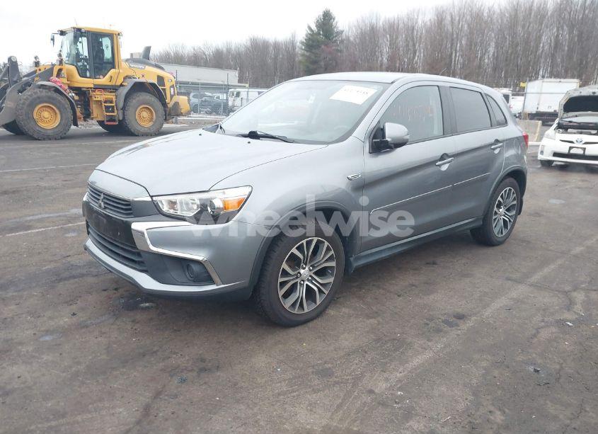 Photo 2 of 2016 Mitsubishi Outlander SPORT 2.0 ES (VIN JA4AP3AU5GZ025091)