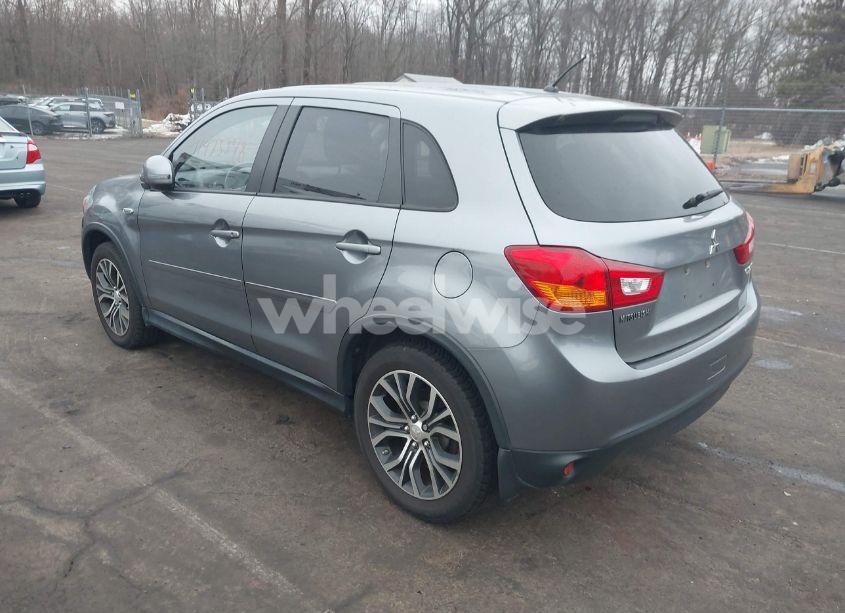 Photo 3 of 2016 Mitsubishi Outlander SPORT 2.0 ES (VIN JA4AP3AU5GZ025091)