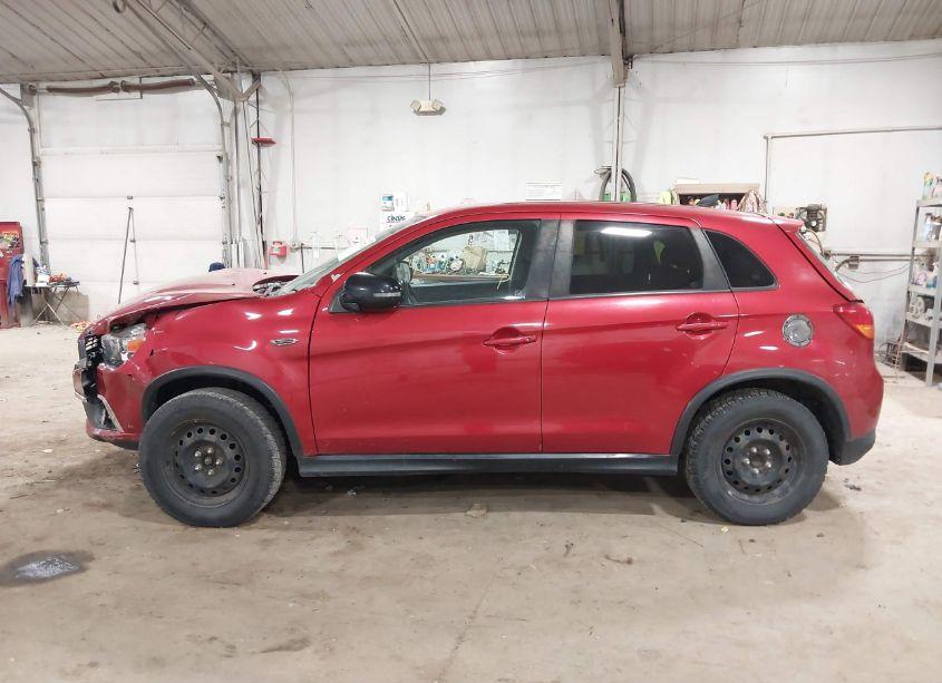 Photo 14 of 2017 Mitsubishi Outlander SPORT 2.0 ES/2.0 LE (VIN JA4AP3AU5HZ043558)
