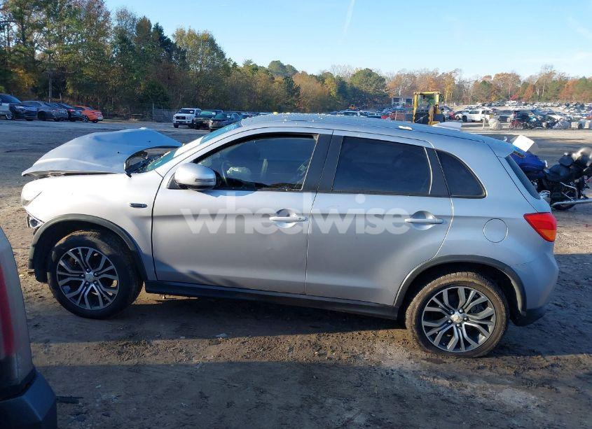 Photo 13 of 2017 Mitsubishi Outlander SPORT 2.0 ES (VIN JA4AP3AU5HZ048565)