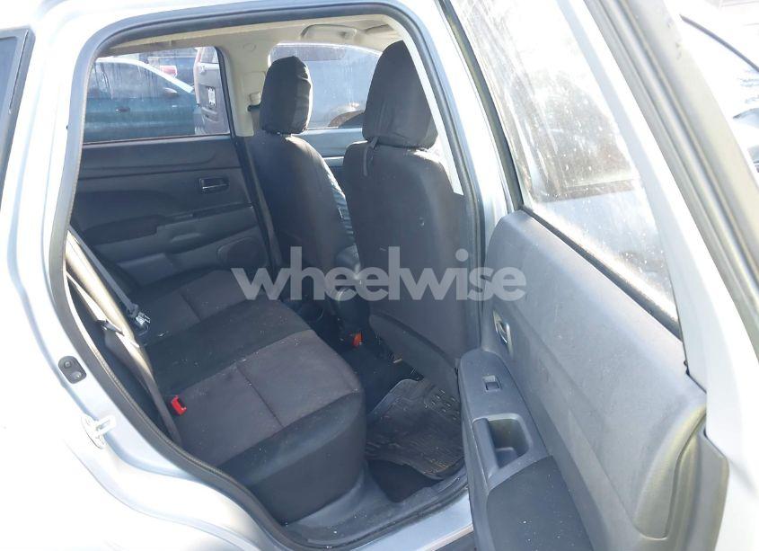 Photo 8 of 2017 Mitsubishi Outlander SPORT 2.0 ES (VIN JA4AP3AU5HZ048565)