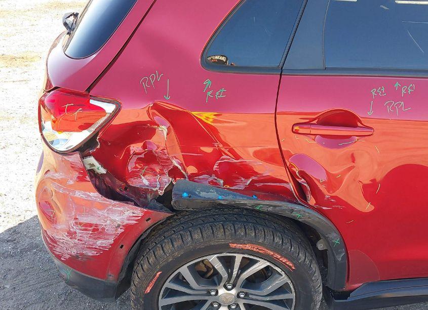 Photo 6 of 2017 Mitsubishi Outlander SPORT 2.0 ES (VIN JA4AP3AU5HZ050588)