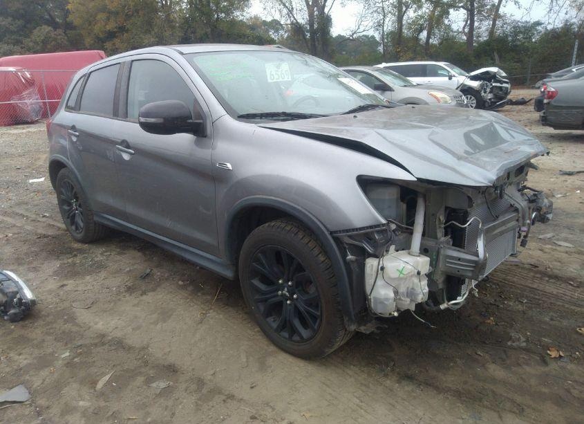 2018 Mitsubishi Outlander SPORT 2.0 LE (VIN JA4AP3AU5JZ030542) main photo