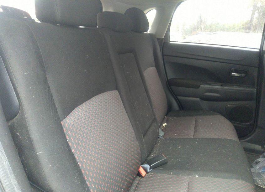 Photo 8 of 2018 Mitsubishi Outlander SPORT 2.0 LE (VIN JA4AP3AU5JZ030542)