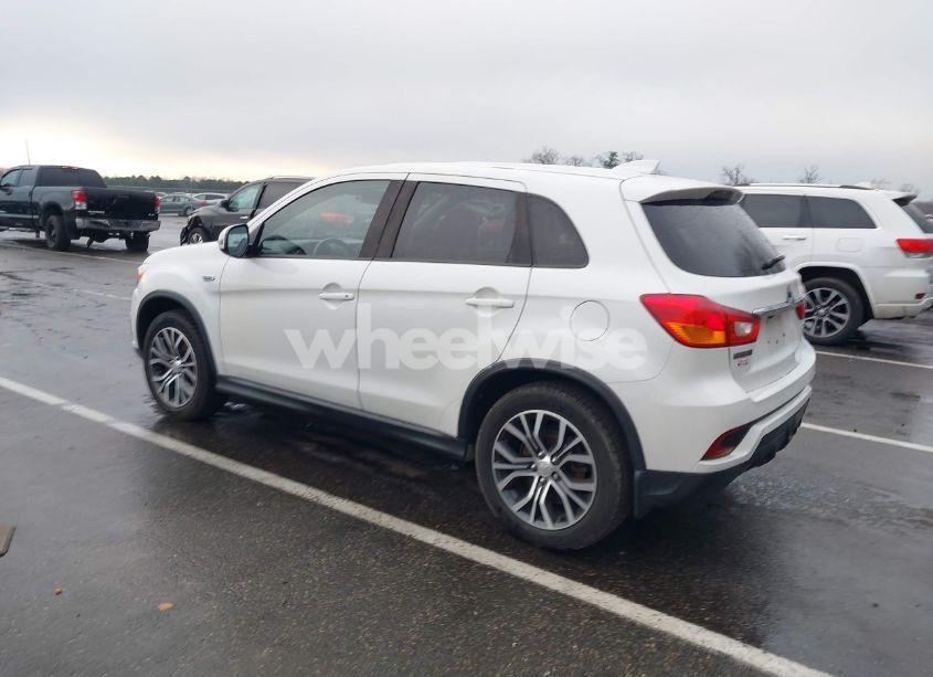 Photo 3 of 2019 Mitsubishi Outlander SPORT 2.0 ES (VIN JA4AP3AU5KU007180)