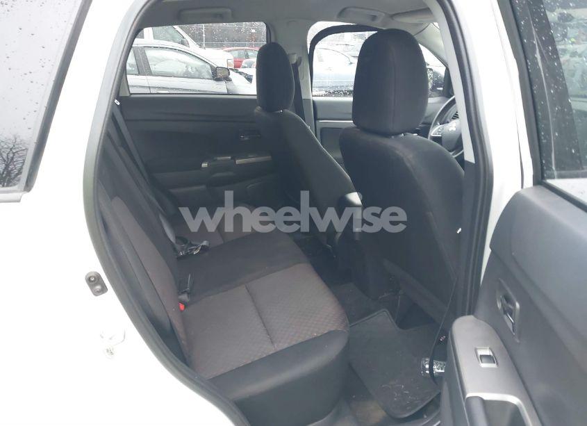 Photo 8 of 2019 Mitsubishi Outlander SPORT 2.0 ES (VIN JA4AP3AU5KU007180)