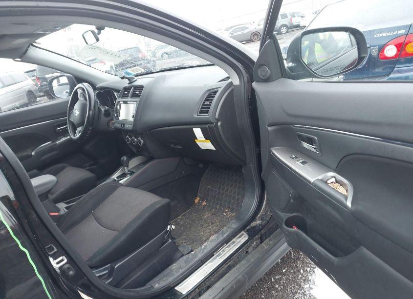 Photo 5 of 2019 Mitsubishi Outlander SPORT 2.0 ES (VIN JA4AP3AU5KU008684)