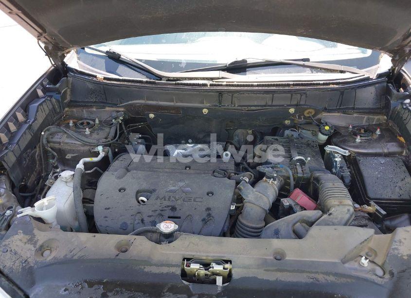 Photo 10 of 2017 Mitsubishi Outlander SPORT 2.0 ES (VIN JA4AP3AU6HZ010827)