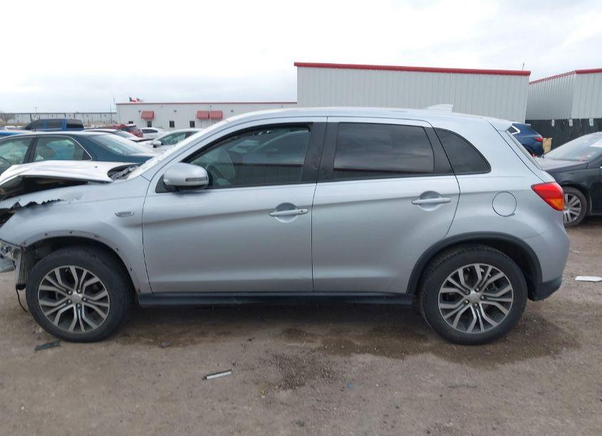Photo 14 of 2017 Mitsubishi Outlander SPORT 2.0 ES (VIN JA4AP3AU6HZ042029)