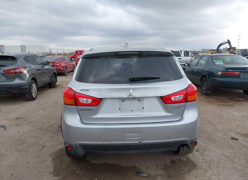 Photo 16 of 2017 Mitsubishi Outlander SPORT 2.0 ES (VIN JA4AP3AU6HZ042029)