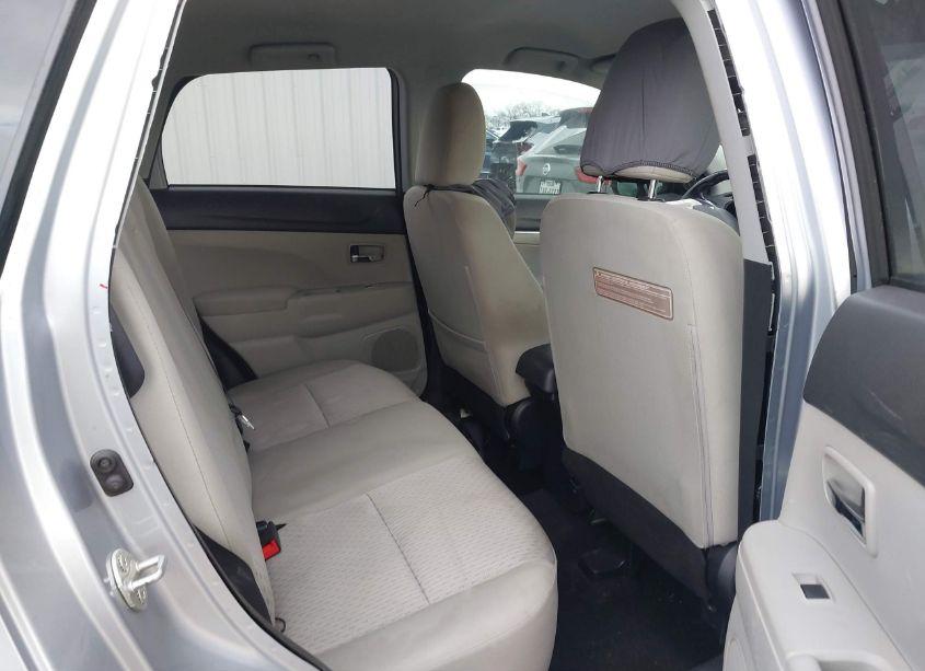 Photo 8 of 2017 Mitsubishi Outlander SPORT 2.0 ES (VIN JA4AP3AU6HZ042029)