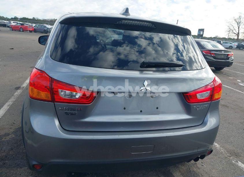 Photo 16 of 2017 Mitsubishi Outlander SPORT 2.0 ES/2.0 LE (VIN JA4AP3AU6HZ043312)