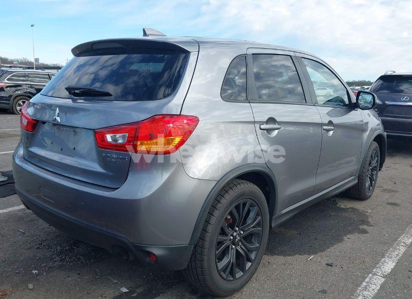 Photo 4 of 2017 Mitsubishi Outlander SPORT 2.0 ES/2.0 LE (VIN JA4AP3AU6HZ043312)