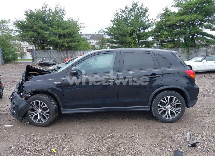 Photo 15 of 2018 Mitsubishi Outlander SPORT 2.0 ES (VIN JA4AP3AU6JU004528)
