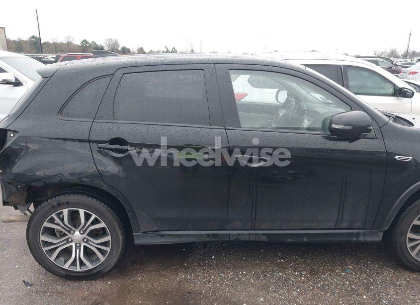 Photo 13 of 2018 Mitsubishi Outlander SPORT 2.0 ES (VIN JA4AP3AU6JZ001793)