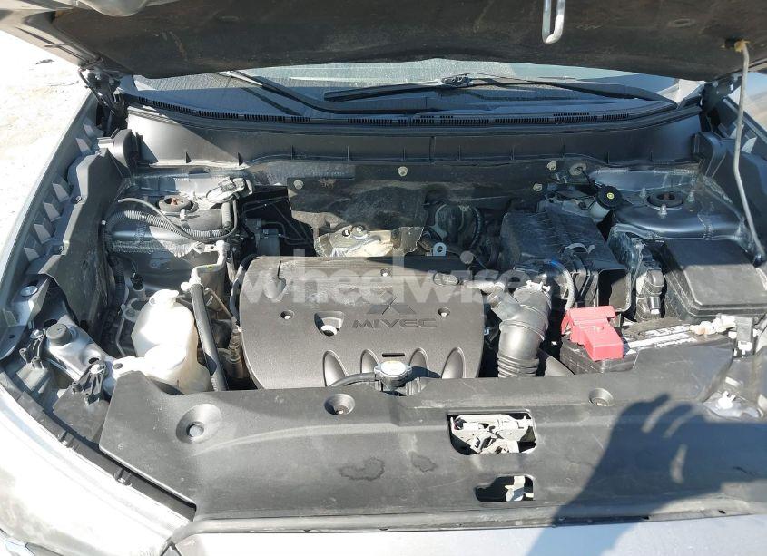 Photo 10 of 2018 Mitsubishi Outlander SPORT 2.0 ES (VIN JA4AP3AU6JZ025365)