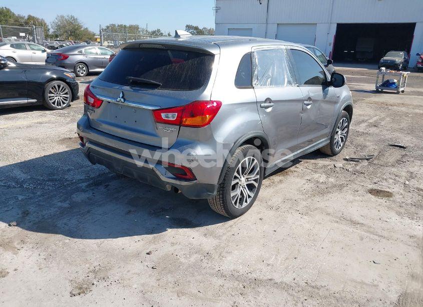 Photo 4 of 2018 Mitsubishi Outlander SPORT 2.0 ES (VIN JA4AP3AU6JZ025365)