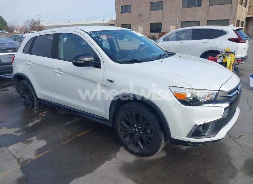 2019 Mitsubishi Outlander SPORT 2.0 LE (VIN JA4AP3AU6KU010315) main photo