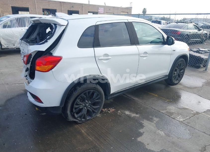 Photo 4 of 2019 Mitsubishi Outlander SPORT 2.0 LE (VIN JA4AP3AU6KU010315)