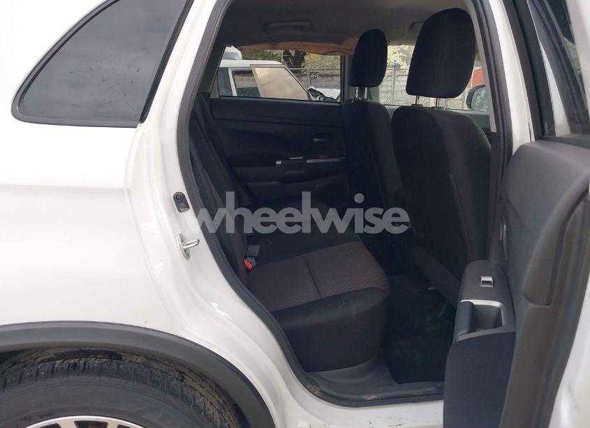 Photo 8 of 2019 Mitsubishi Outlander SPORT 2.0 ES (VIN JA4AP3AU6KU018494)