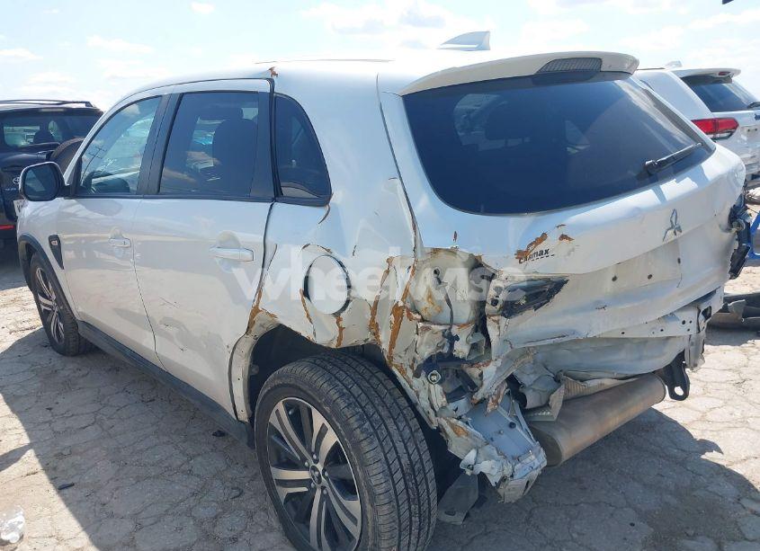 Photo 3 of 2020 Mitsubishi Outlander SPORT 2.0 ES (VIN JA4AP3AU6LU012728)