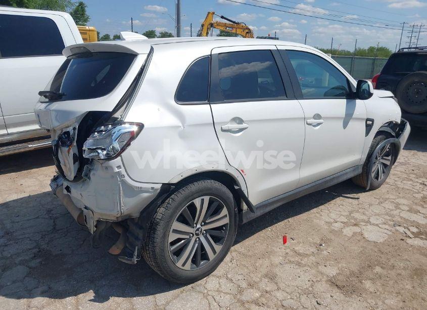 Photo 4 of 2020 Mitsubishi Outlander SPORT 2.0 ES (VIN JA4AP3AU6LU012728)