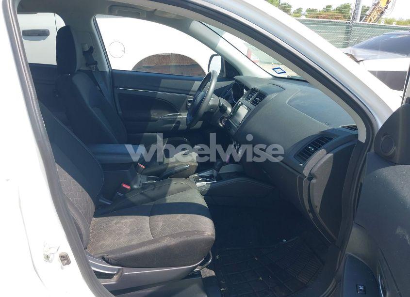 Photo 5 of 2020 Mitsubishi Outlander SPORT 2.0 ES (VIN JA4AP3AU6LU012728)