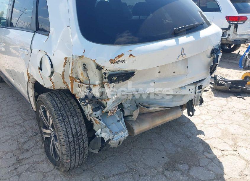 Photo 6 of 2020 Mitsubishi Outlander SPORT 2.0 ES (VIN JA4AP3AU6LU012728)