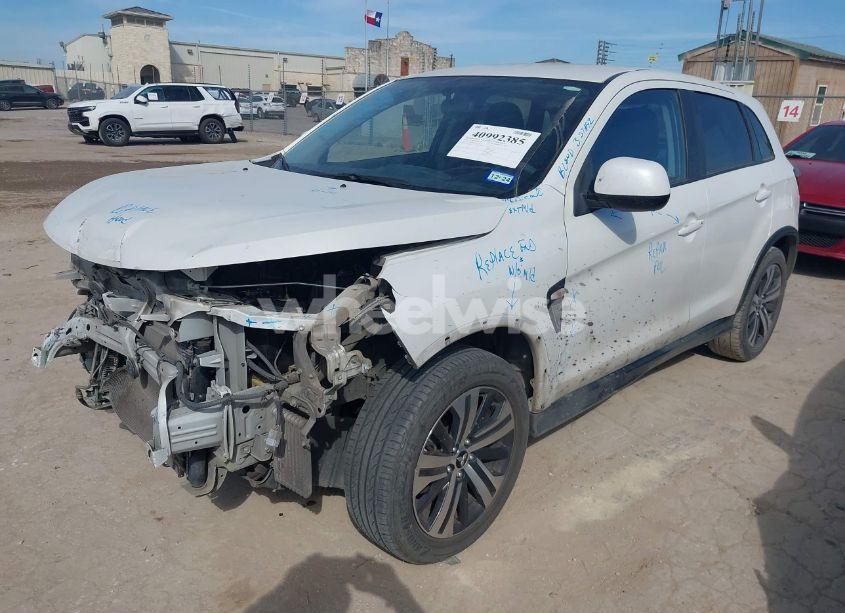 Photo 2 of 2020 Mitsubishi Outlander SPORT 2.0 ES (VIN JA4AP3AU6LU022174)