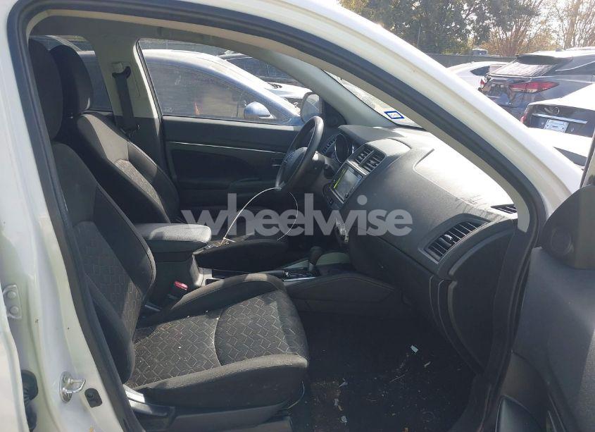 Photo 5 of 2020 Mitsubishi Outlander SPORT 2.0 ES (VIN JA4AP3AU6LU022174)