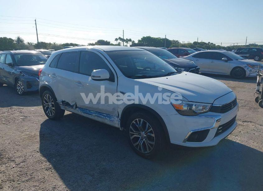 2017 Mitsubishi Outlander SPORT 2.0 ES (VIN JA4AP3AU7HZ001313) main photo