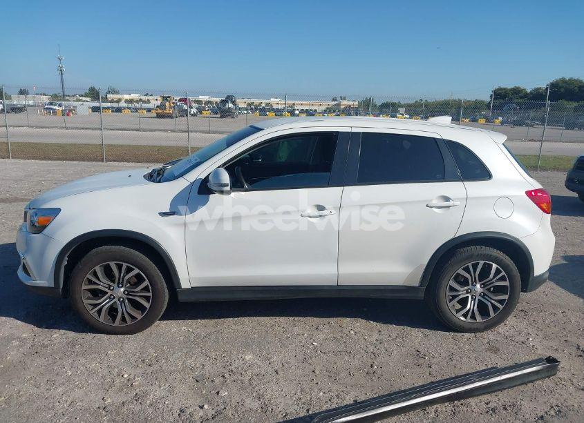 Photo 15 of 2017 Mitsubishi Outlander SPORT 2.0 ES (VIN JA4AP3AU7HZ001313)