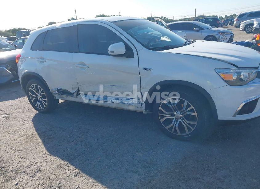 Photo 18 of 2017 Mitsubishi Outlander SPORT 2.0 ES (VIN JA4AP3AU7HZ001313)