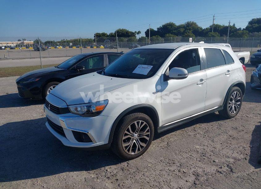 Photo 2 of 2017 Mitsubishi Outlander SPORT 2.0 ES (VIN JA4AP3AU7HZ001313)