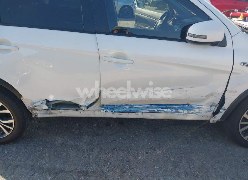 Photo 20 of 2017 Mitsubishi Outlander SPORT 2.0 ES (VIN JA4AP3AU7HZ001313)