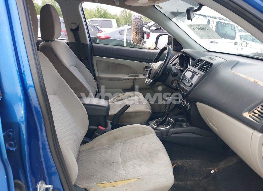 Photo 5 of 2017 Mitsubishi Outlander SPORT 2.0 ES (VIN JA4AP3AU7HZ001845)