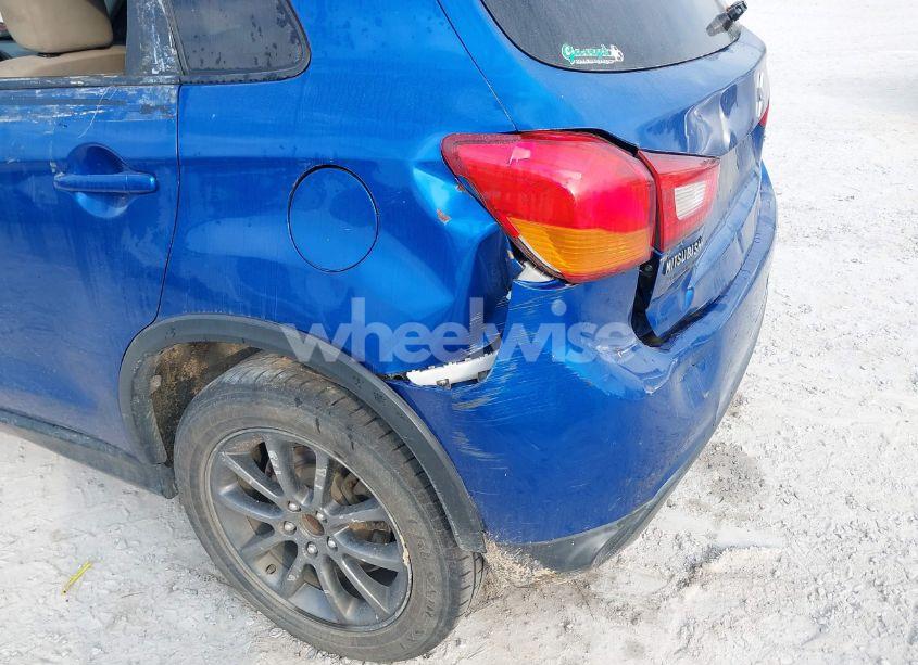 Photo 6 of 2017 Mitsubishi Outlander SPORT 2.0 ES (VIN JA4AP3AU7HZ001845)