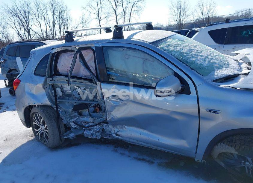 Photo 13 of 2018 Mitsubishi Outlander SPORT 2.0 ES (VIN JA4AP3AU7JZ001379)