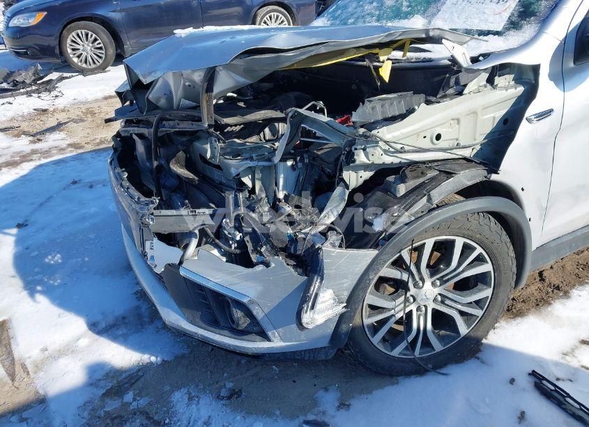 Photo 6 of 2018 Mitsubishi Outlander SPORT 2.0 ES (VIN JA4AP3AU7JZ001379)