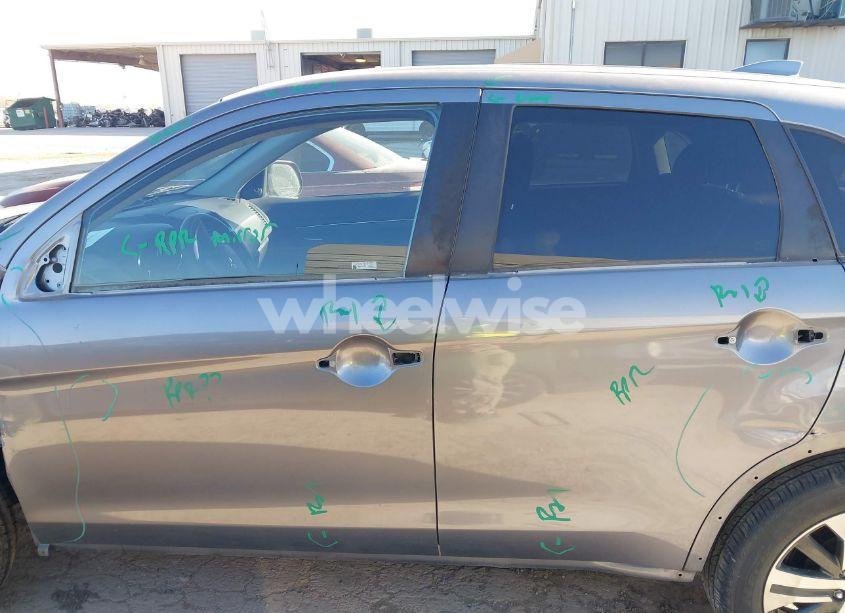 Photo 15 of 2020 Mitsubishi Outlander SPORT 2.0 ES (VIN JA4AP3AU7LU021857)