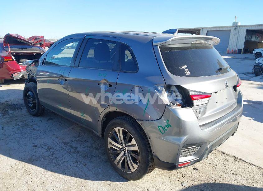 Photo 3 of 2020 Mitsubishi Outlander SPORT 2.0 ES (VIN JA4AP3AU7LU021857)